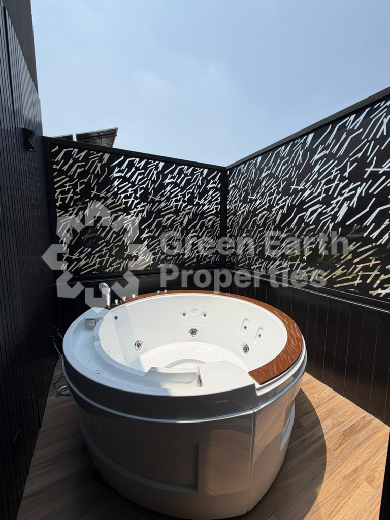 DHA Phase 7, Block W, 1 Kanal Brand-New Fully Furnished Bungalow – 4
