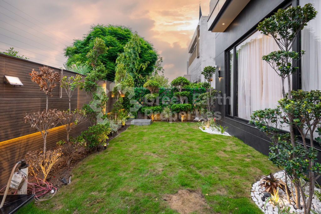 658 C, DHA Phase 6, 1 Kanal Fully Furnished House – 6
