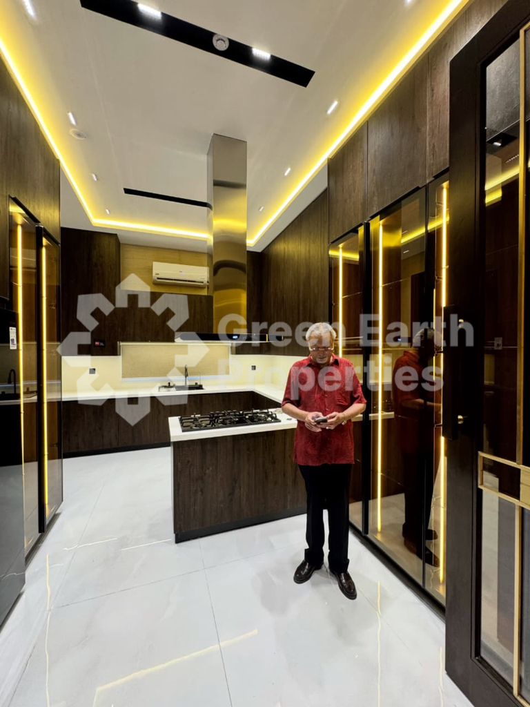 DHA Phase 7, Block R, 1 Kanal Brand-New Fully Furnished Bungalow – 14