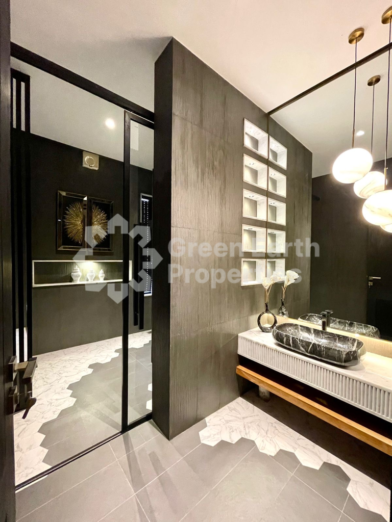 DHA Phase 7, Sector T, 1 Kanal Brand-New Fully Furnished Bungalow – 31
