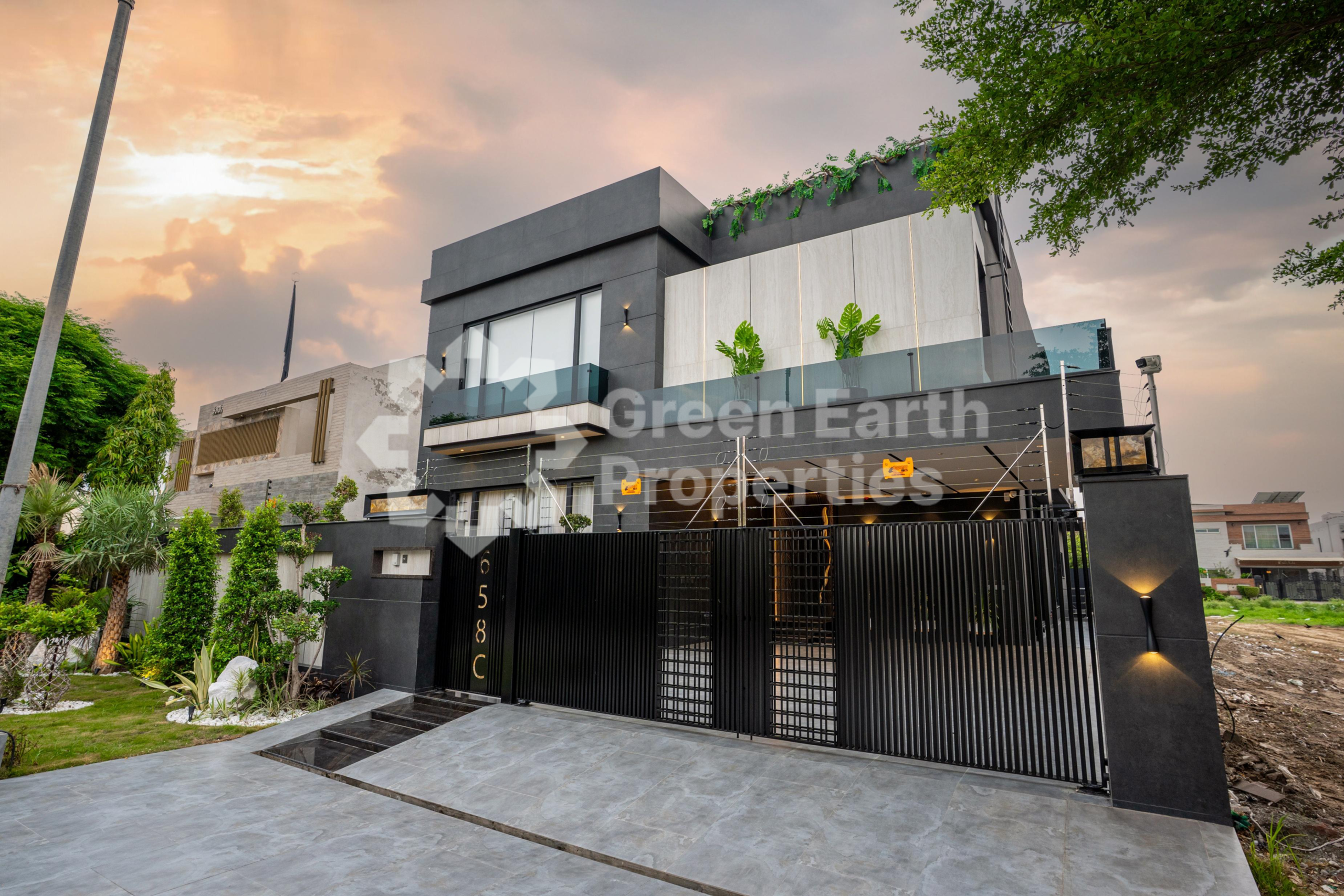 658 C, DHA Phase 6, 1 Kanal Fully Furnished House