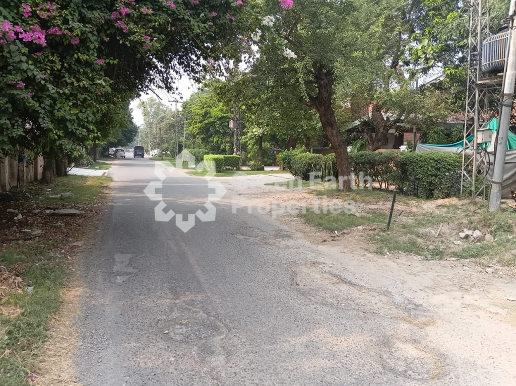 16 Marla Plot, Bridge Colony, Lahore Cantt. – 3